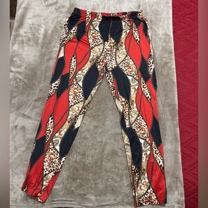 Amazon Red, Black & Brown Patterned Leggings